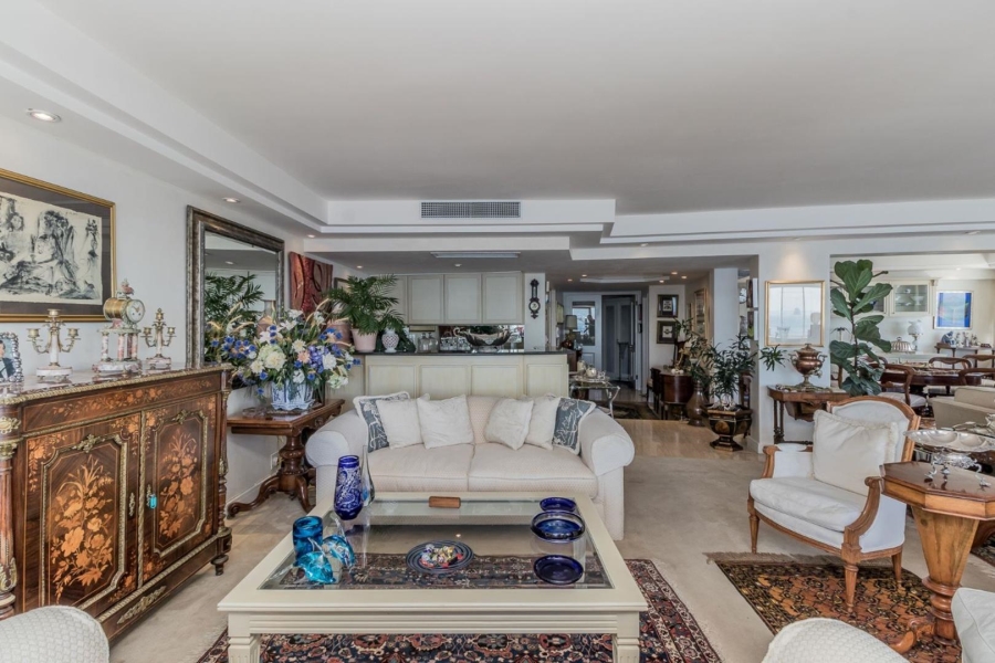 3 Bedroom Property for Sale in Sea Point Western Cape